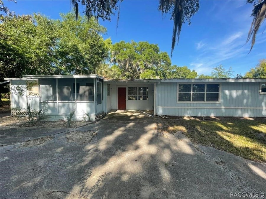Property photo for 120 NW Magnolia Circle, Crystal River, FL