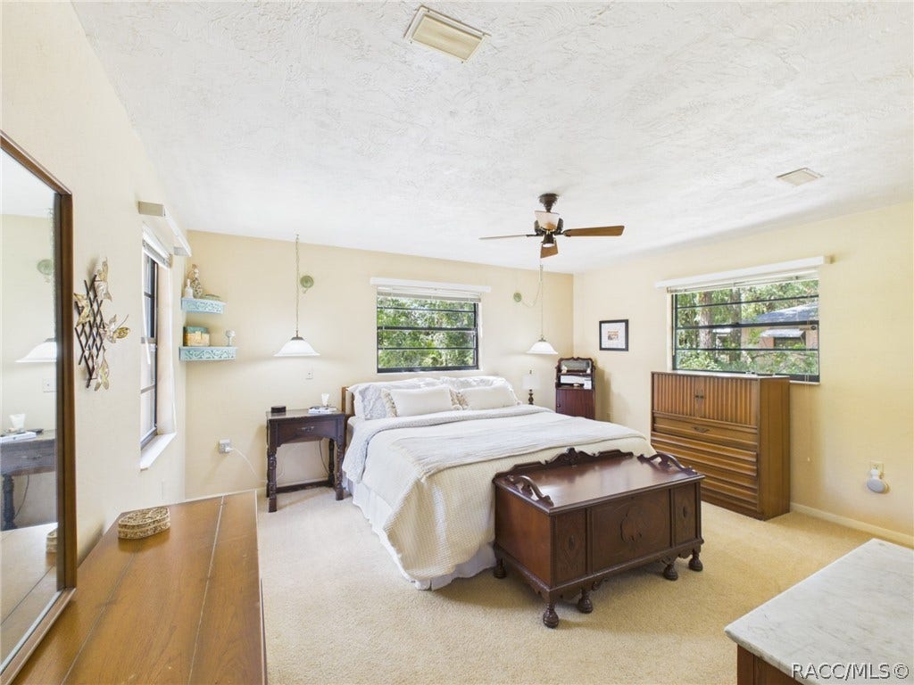 814 N Dunkenfield Avenue, Crystal River, FL 34429 814 N Dunkenfield Avenue, Crystal River, FL 34429