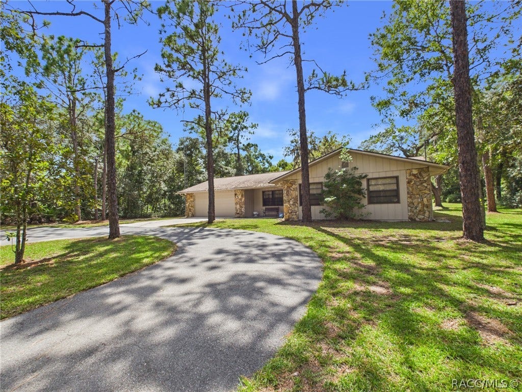 814 N Dunkenfield Avenue, Crystal River, FL 34429 814 N Dunkenfield Avenue, Crystal River, FL 34429