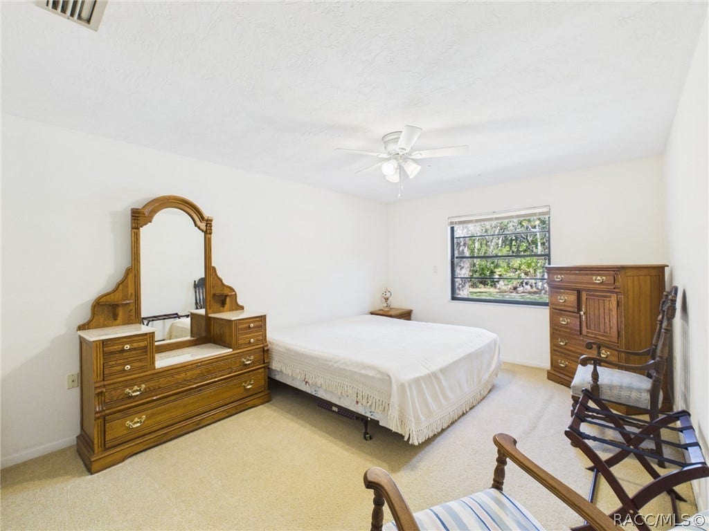 814 N Dunkenfield Avenue, Crystal River, FL 34429 814 N Dunkenfield Avenue, Crystal River, FL 34429
