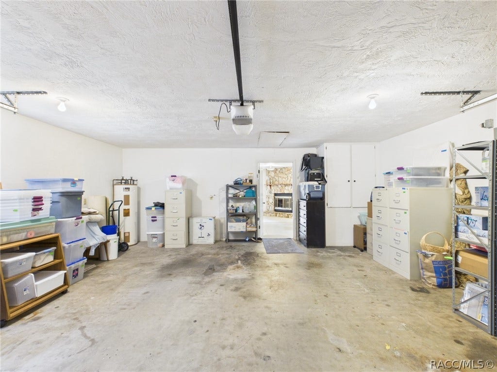 814 N Dunkenfield Avenue, Crystal River, FL 34429 814 N Dunkenfield Avenue, Crystal River, FL 34429