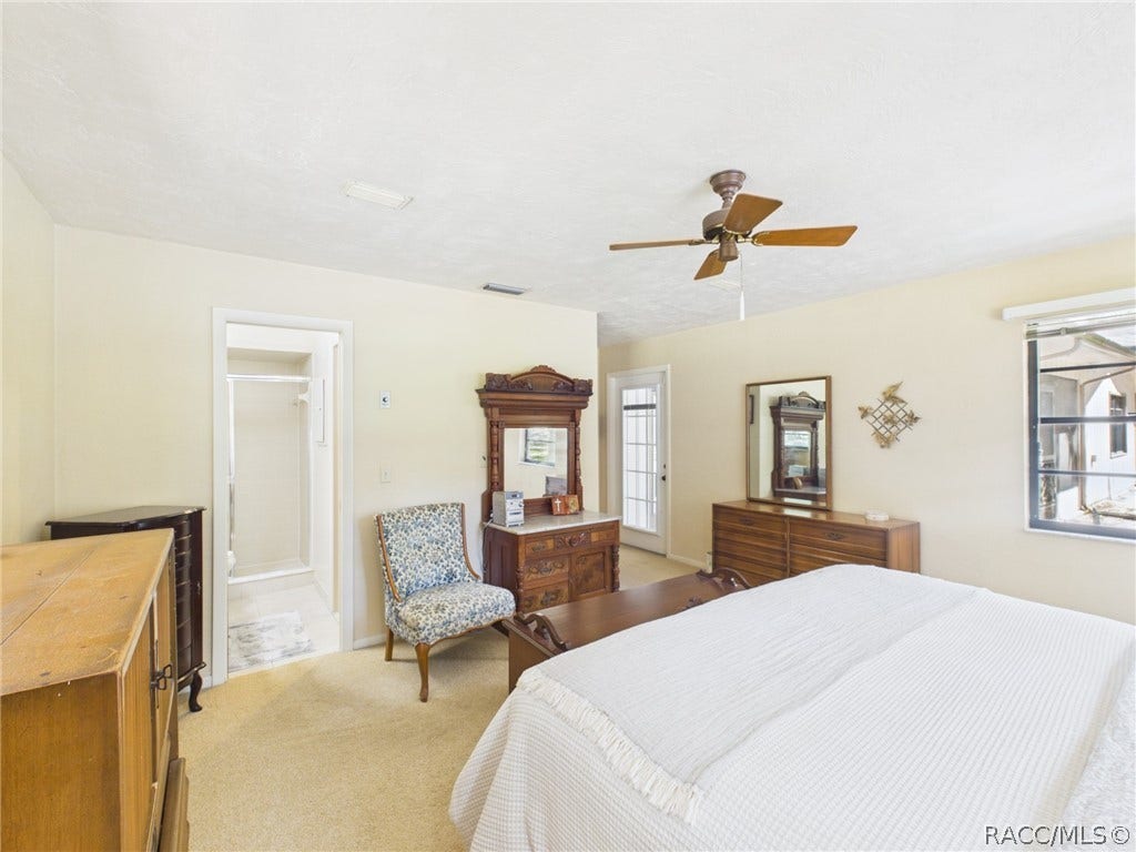 814 N Dunkenfield Avenue, Crystal River, FL 34429 814 N Dunkenfield Avenue, Crystal River, FL 34429