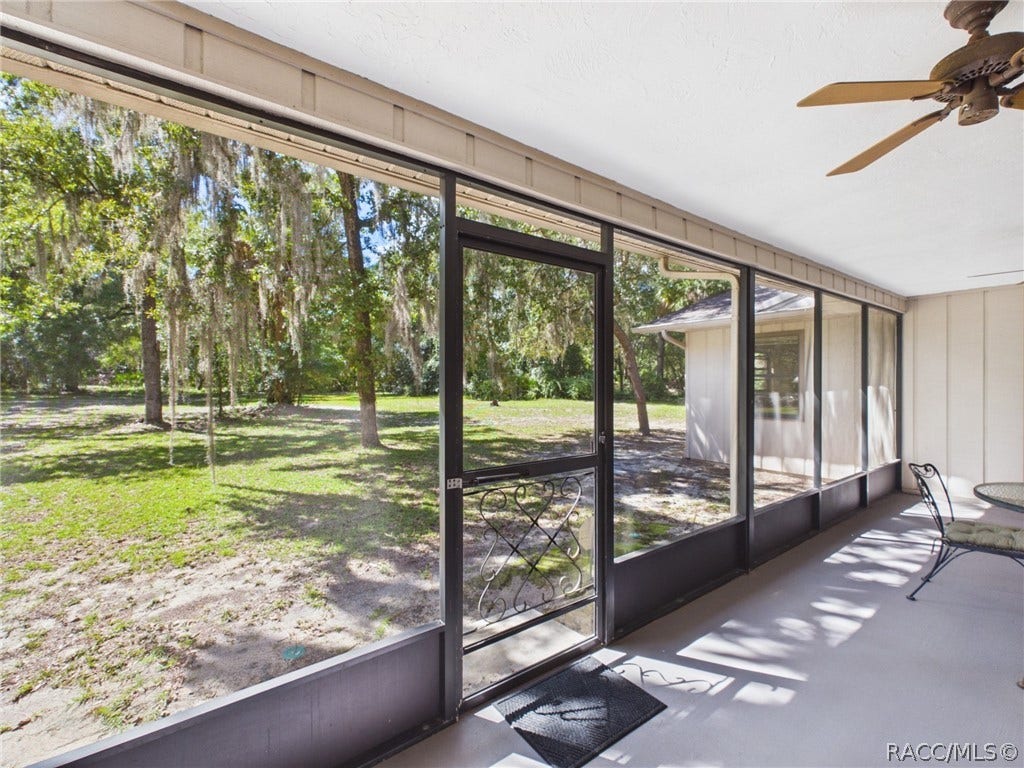 814 N Dunkenfield Avenue, Crystal River, FL 34429 814 N Dunkenfield Avenue, Crystal River, FL 34429