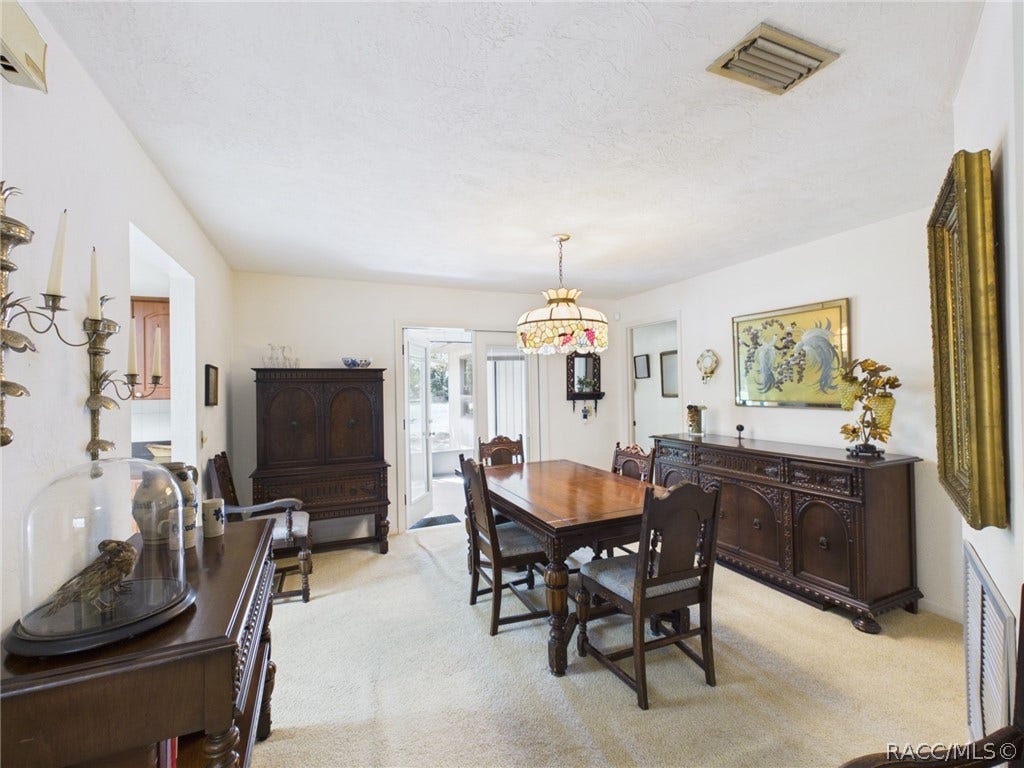 814 N Dunkenfield Avenue, Crystal River, FL 34429 814 N Dunkenfield Avenue, Crystal River, FL 34429