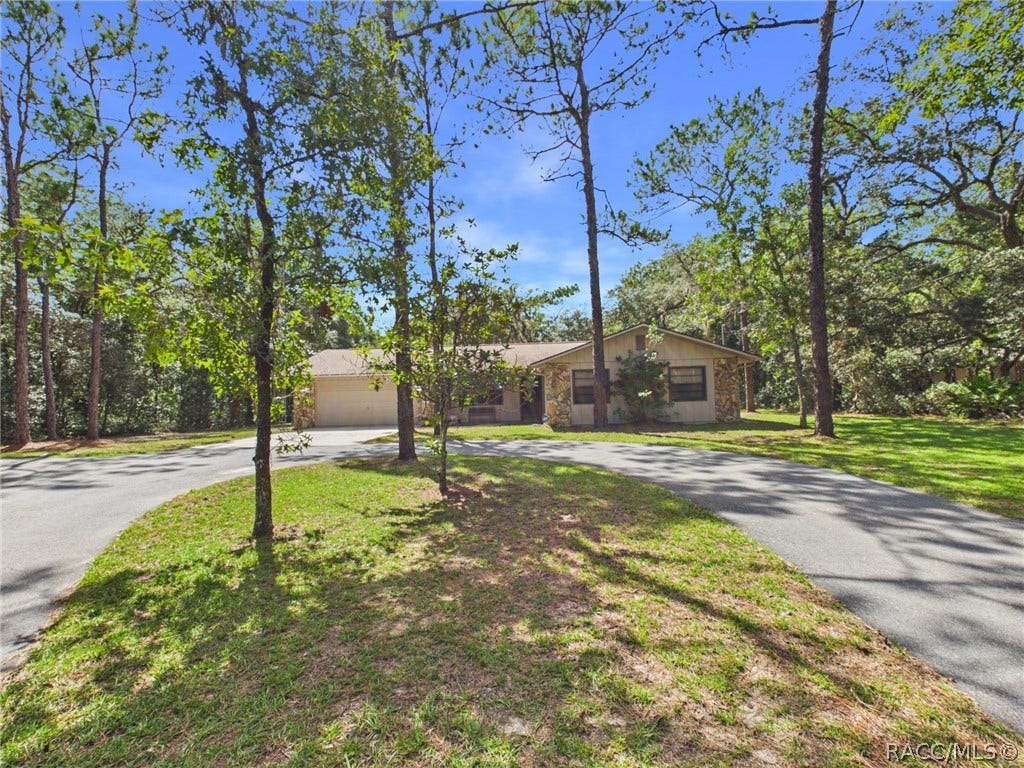 814 N Dunkenfield Avenue, Crystal River, FL 34429 814 N Dunkenfield Avenue, Crystal River, FL 34429