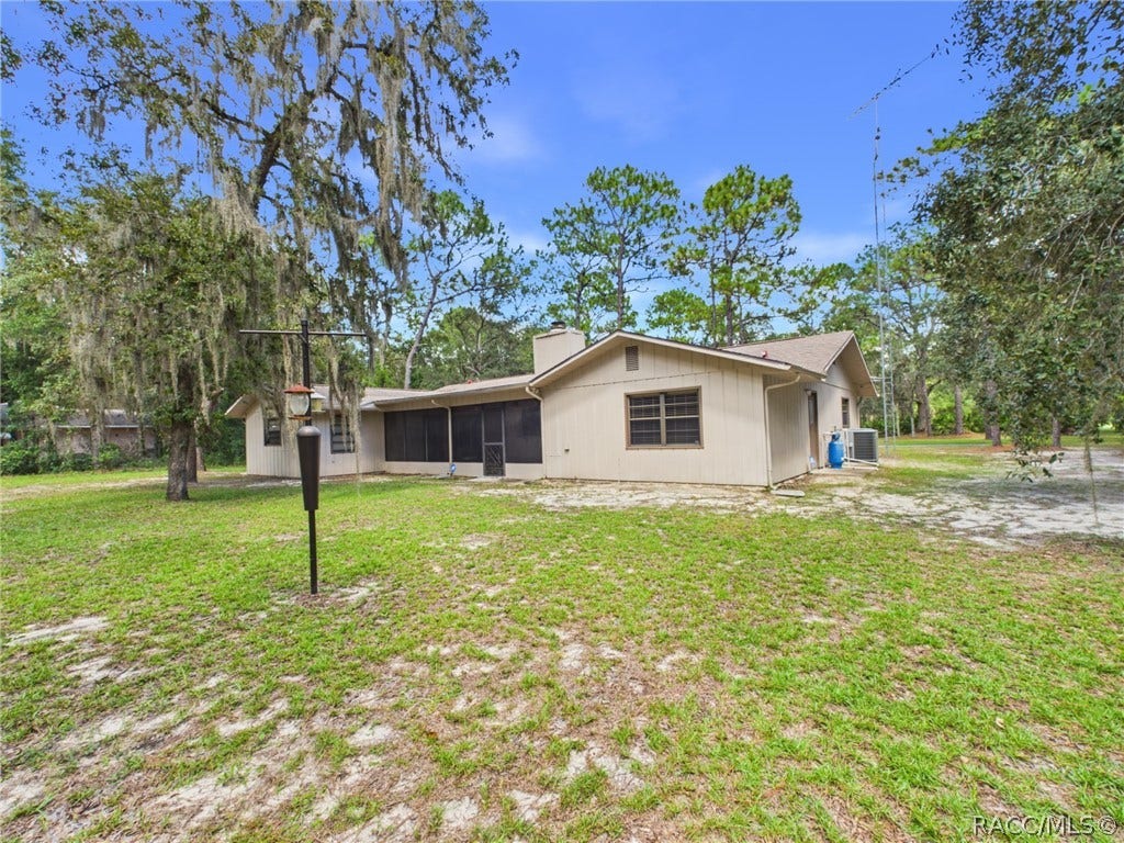 814 N Dunkenfield Avenue, Crystal River, FL 34429 814 N Dunkenfield Avenue, Crystal River, FL 34429