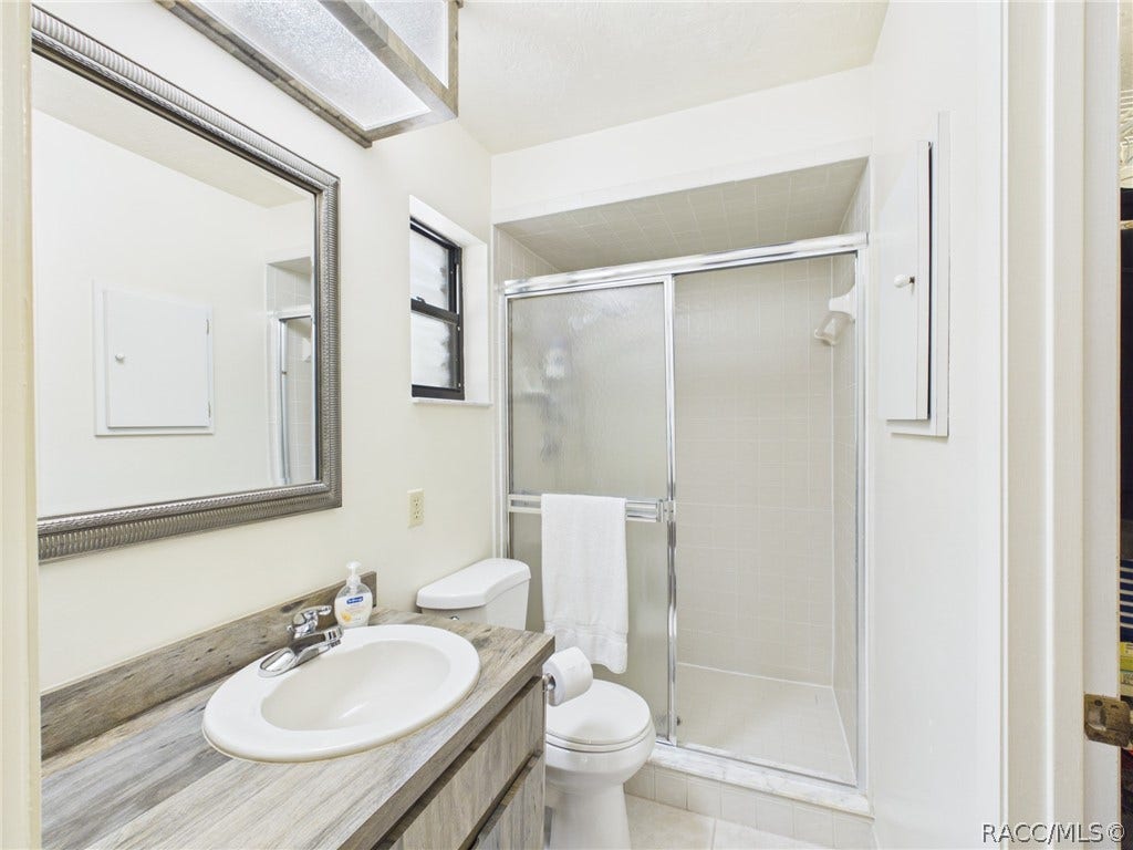 814 N Dunkenfield Avenue, Crystal River, FL 34429 814 N Dunkenfield Avenue, Crystal River, FL 34429