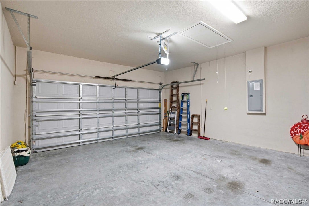 1892 W Nicole Drive, Lecanto, FL 34461 1892 W Nicole Drive, Lecanto, FL 34461