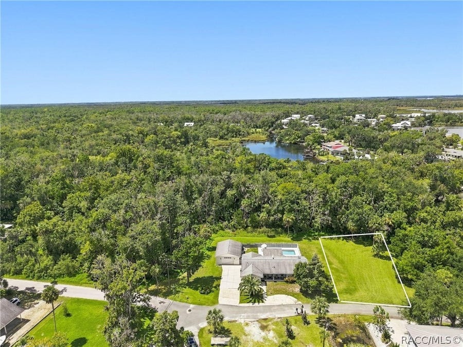 Property photo for 1008 N Appalachian Terrace, Crystal River, FL
