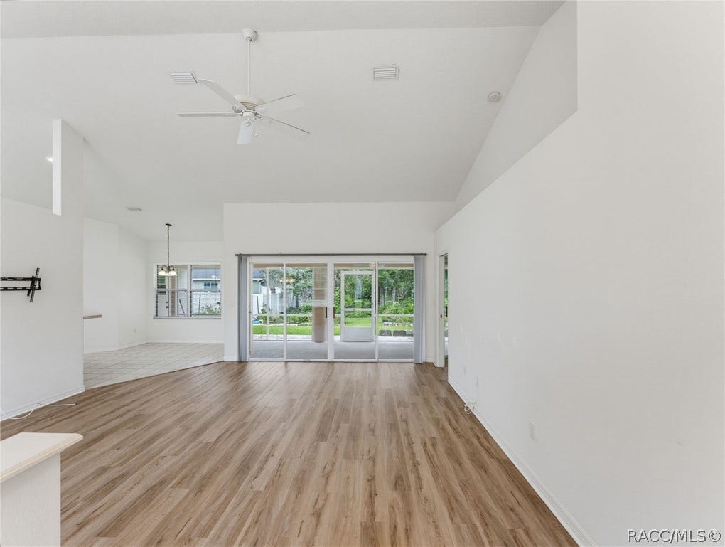 9700 N Kendall Way, Citrus Springs, FL 34434 9700 N Kendall Way, Citrus Springs, FL 34434