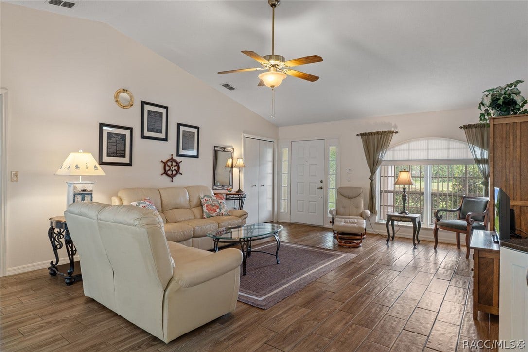 2764 N Canterbury Lake Drive, Hernando, FL 34442