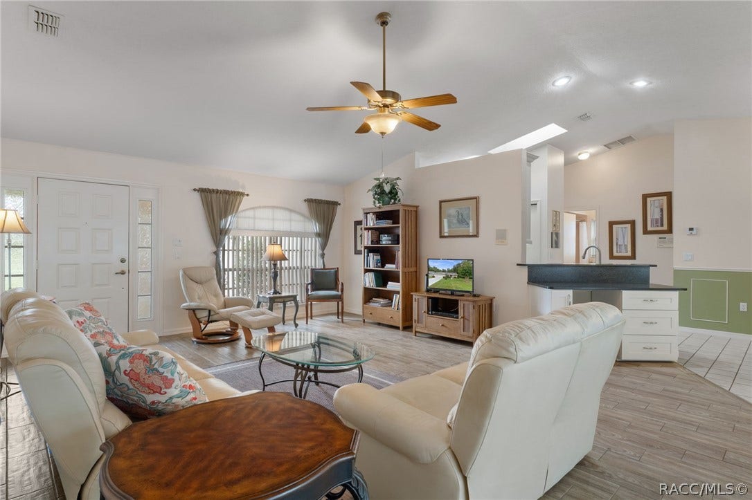 2764 N Canterbury Lake Drive, Hernando, FL 34442