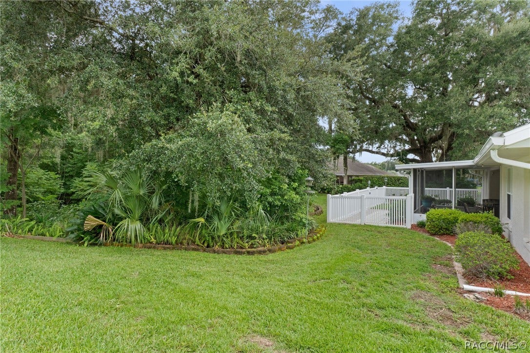 2764 N Canterbury Lake Drive, Hernando, FL 34442