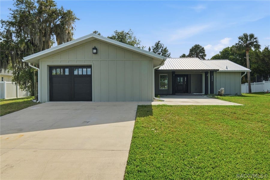 Property photo for 2236 N Watersedge Drive, Crystal River, FL