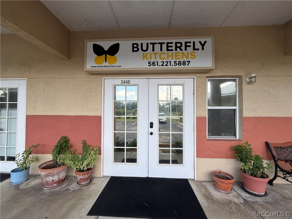 3446 N Citrus Avenue, Crystal River, FL 34428 3446 N Citrus Avenue, Crystal River, FL 34428
