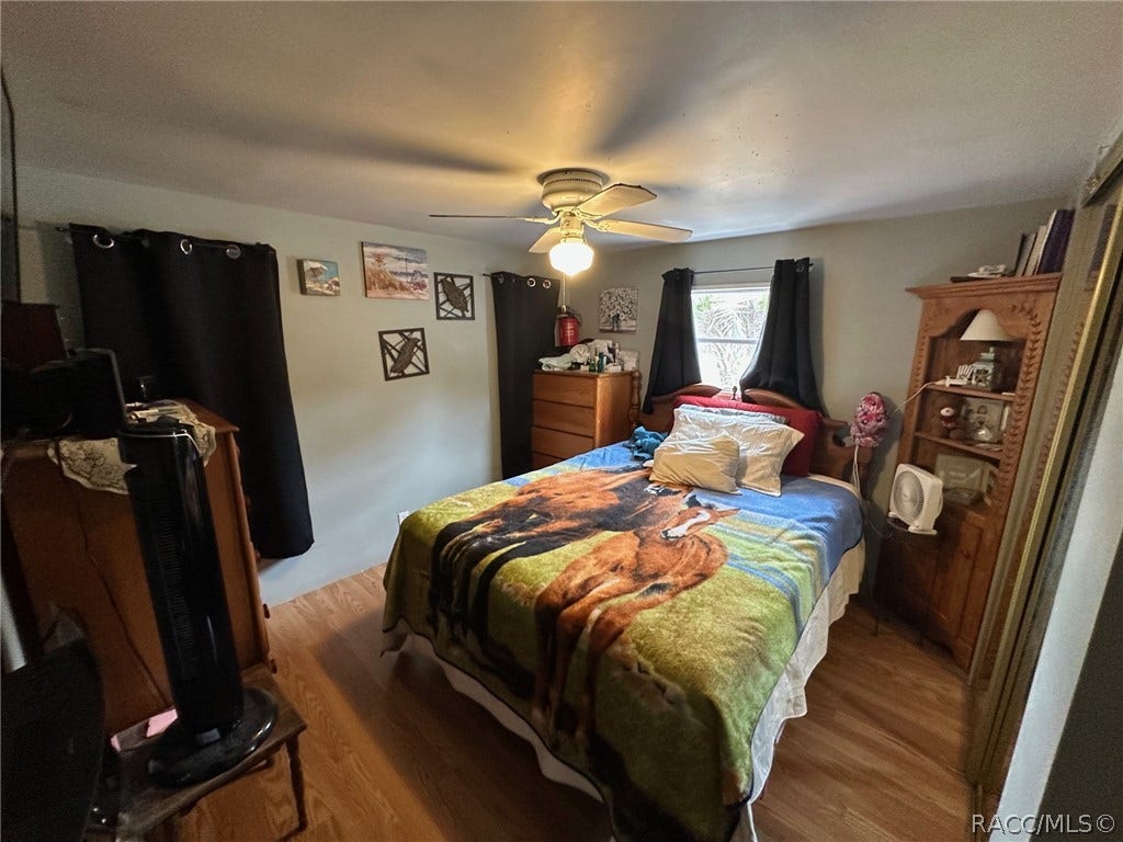 6545 S Gross Avenue, Homosassa, FL 34446 Master bedroom