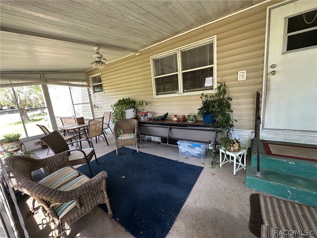 6545 S Gross Avenue, Homosassa, FL 34446 Front porch