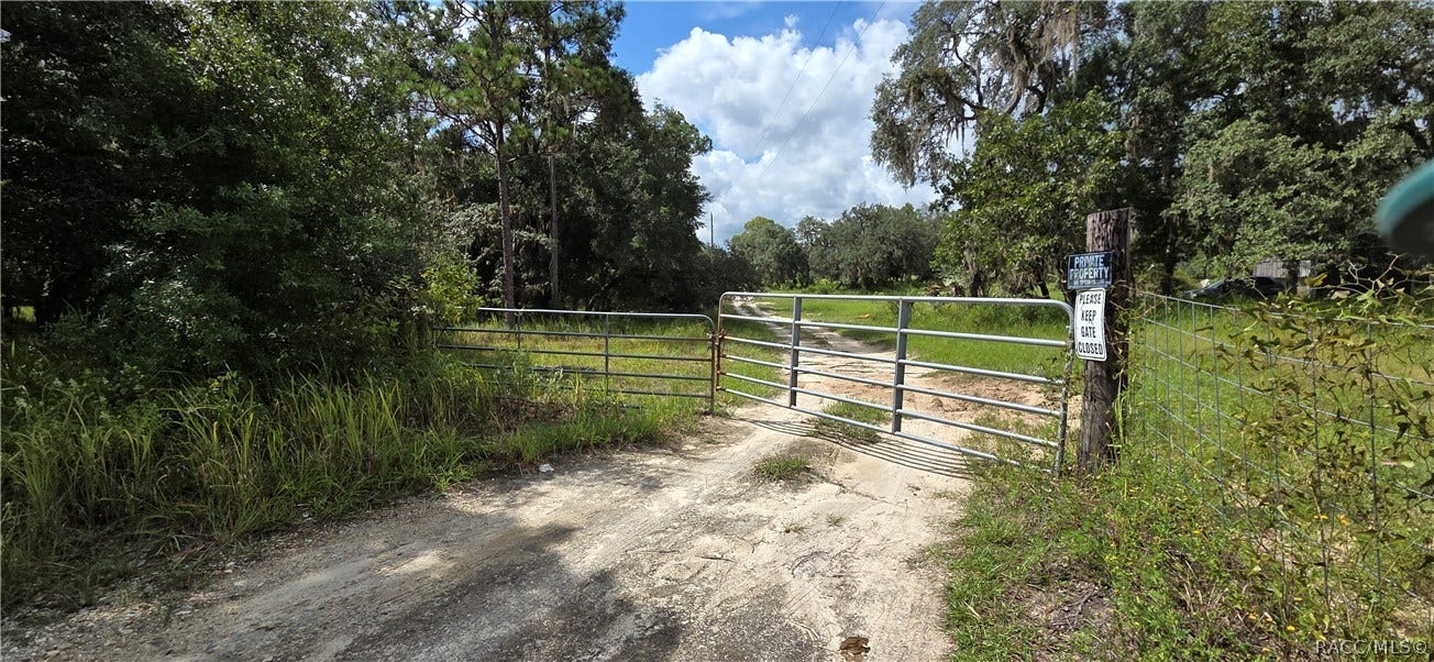 10442 E Moccasin Slough Road, Inverness, FL 34450