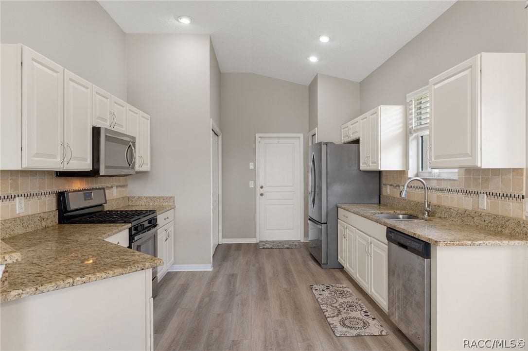 2295 N Andrea Point, Lecanto, FL 34461 2295 N Andrea Point, Lecanto, FL 34461