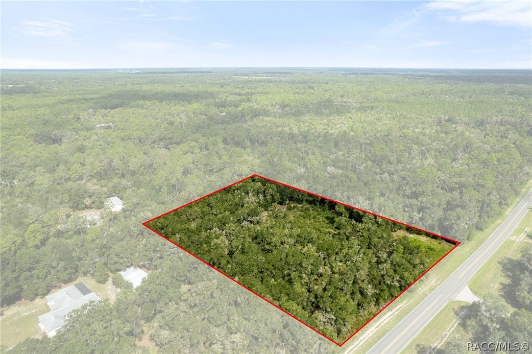7706 N Citrus Avenue, Crystal River, FL 34428