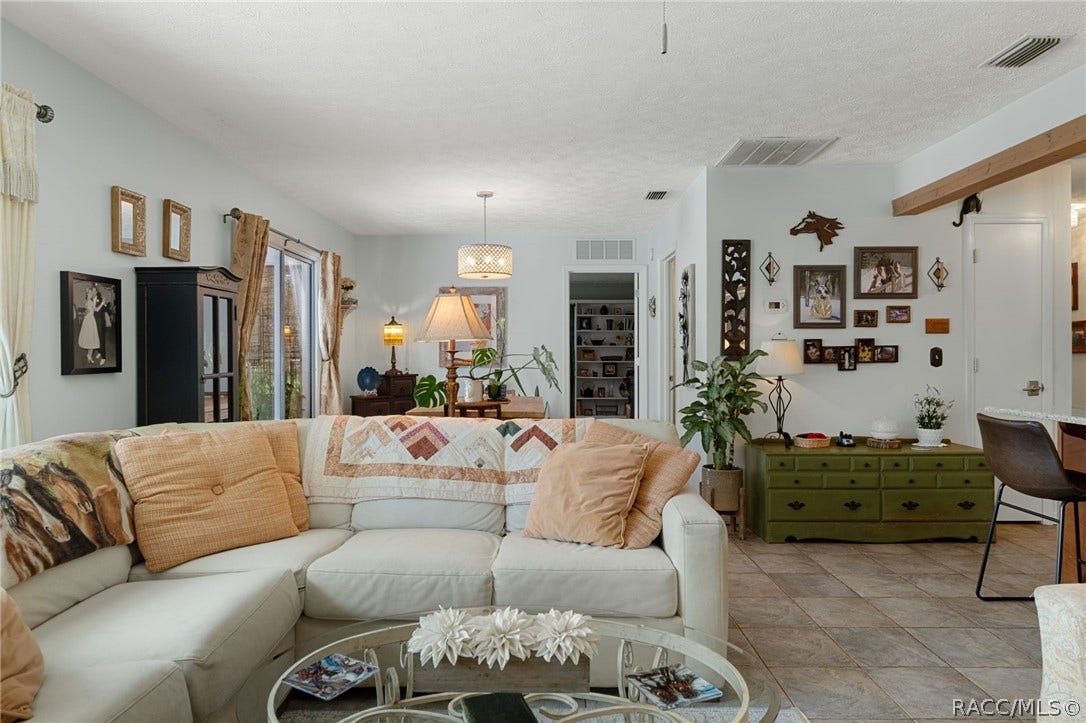 6310 W Corral Place, Beverly Hills, FL 34465 6310 W Corral Place, Beverly Hills, FL 34465