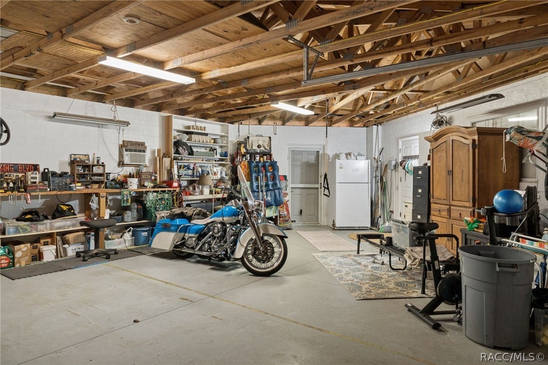 6310 W Corral Place, Beverly Hills, FL 34465 6310 W Corral Place, Beverly Hills, FL 34465