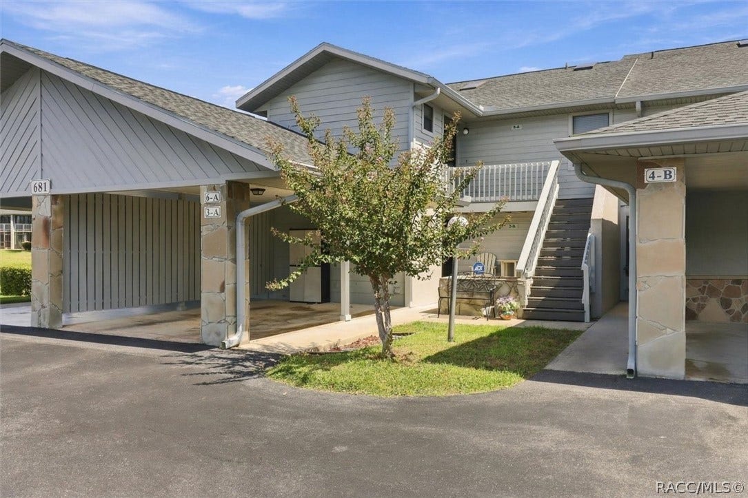 681 E Hartford Street, #6A, Hernando, FL 34442 2nd Floor Unit
