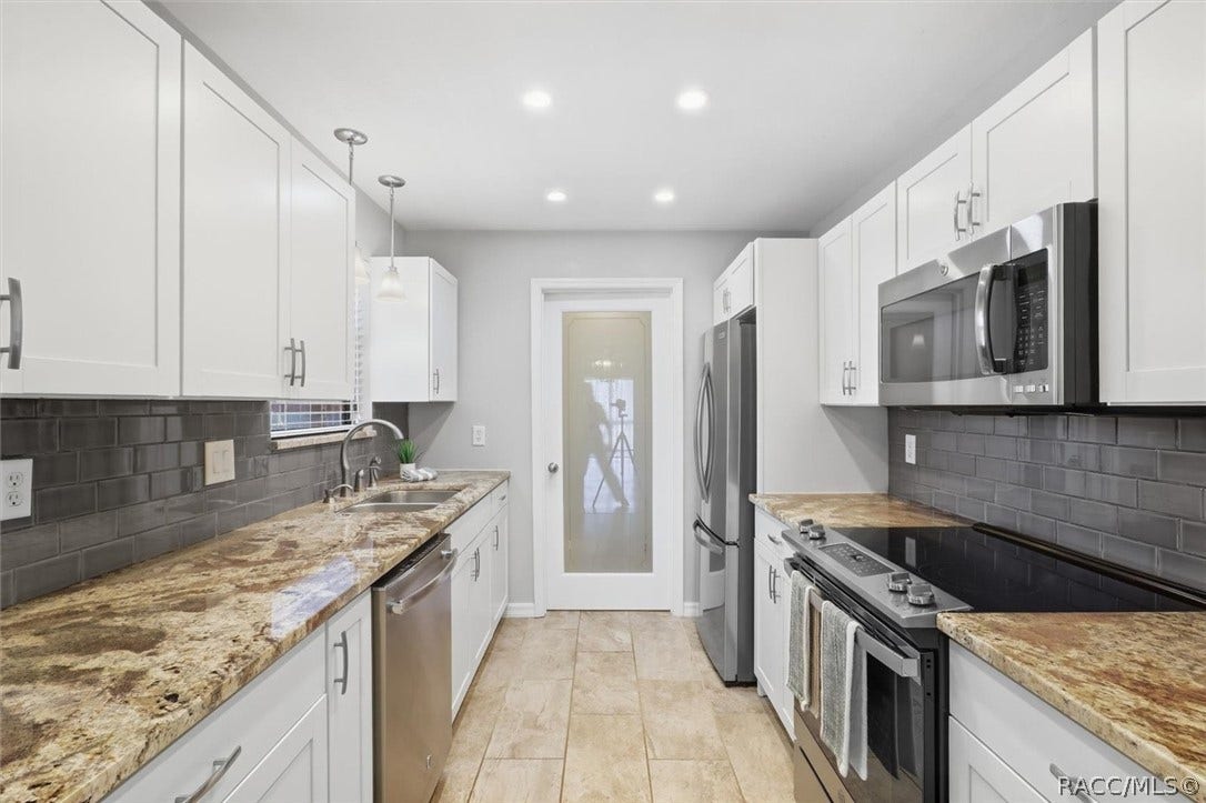 681 E Hartford Street, #6A, Hernando, FL 34442 Light & Bright with LED lighting