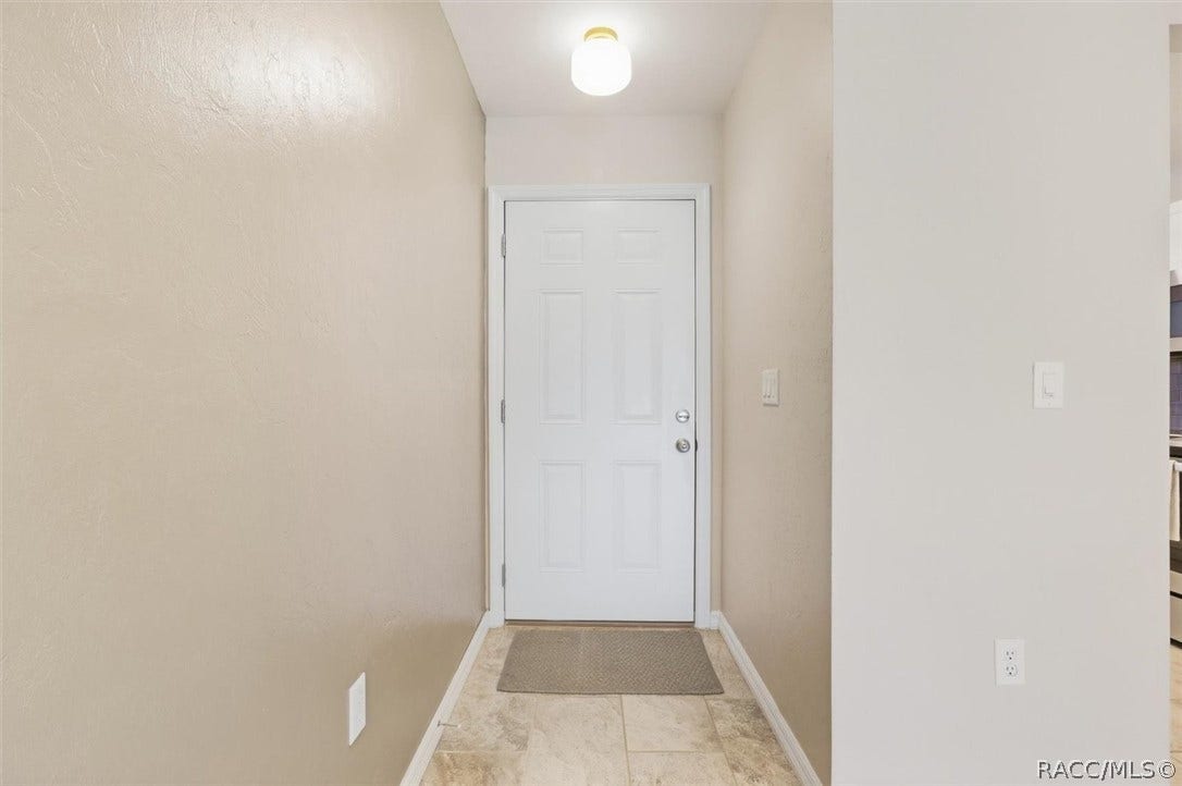 681 E Hartford Street, #6A, Hernando, FL 34442 Foyer