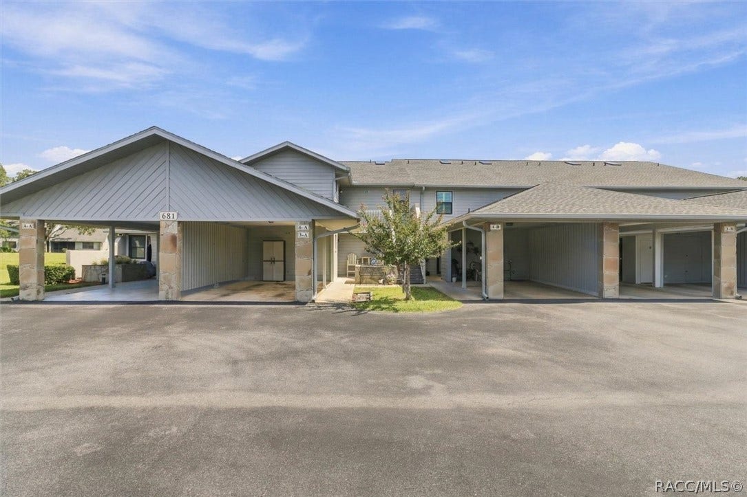 681 E Hartford Street, #6A, Hernando, FL 34442 2nd Floor Unit