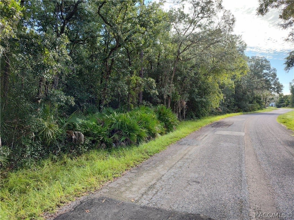 6869 W Van Buren Drive, Homosassa, FL 34448 6869 W Van Buren Drive, Homosassa, FL 34448