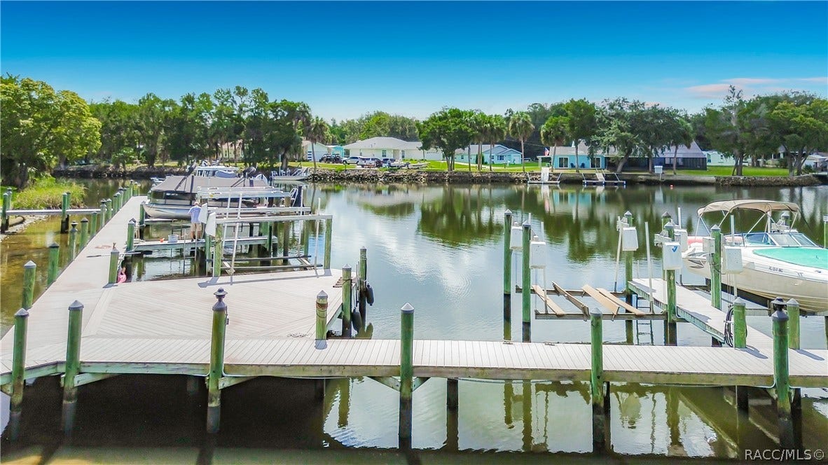 11059 W Harbor Watch Loop, Crystal River, FL 34428 11059 W Harbor Watch Loop, Crystal River, FL 34428