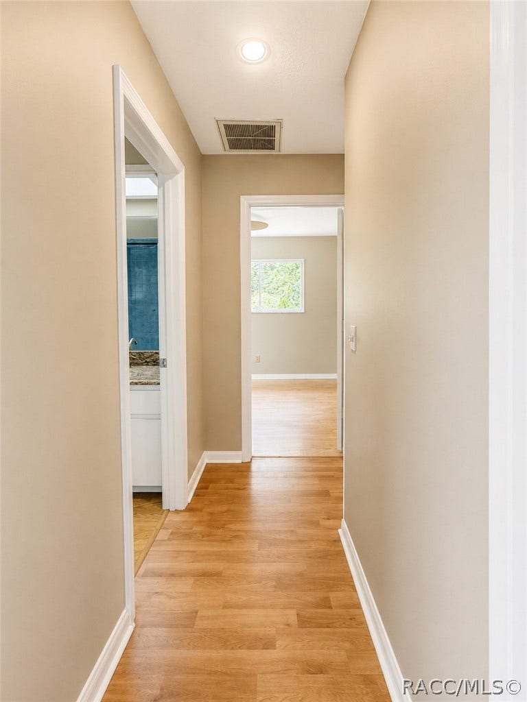 11059 W Harbor Watch Loop, Crystal River, FL 34428 hallway from bdrm #2
