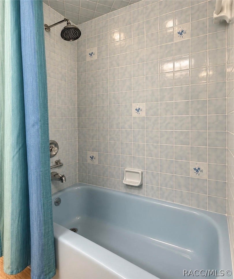 11059 W Harbor Watch Loop, Crystal River, FL 34428 full bath upstairs