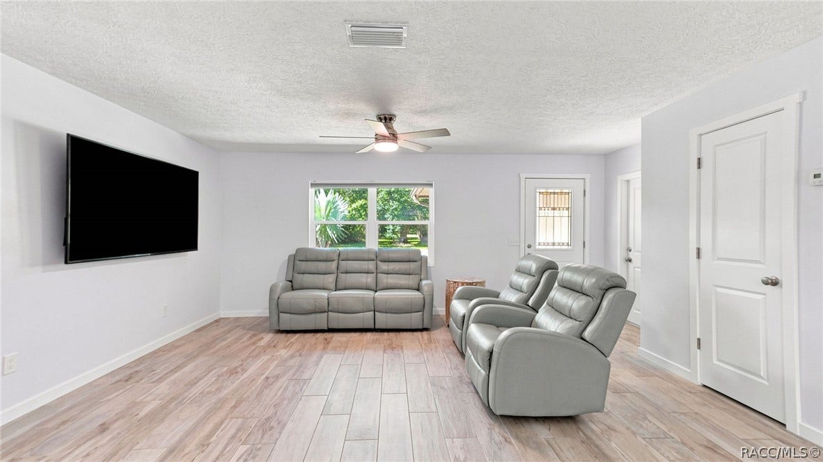 11820 W Fisherman Lane, Homosassa, FL 34448 11820 W Fisherman Lane, Homosassa, FL 34448