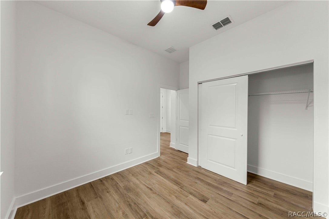 162 W Romany Loop, Beverly Hills, FL 34465