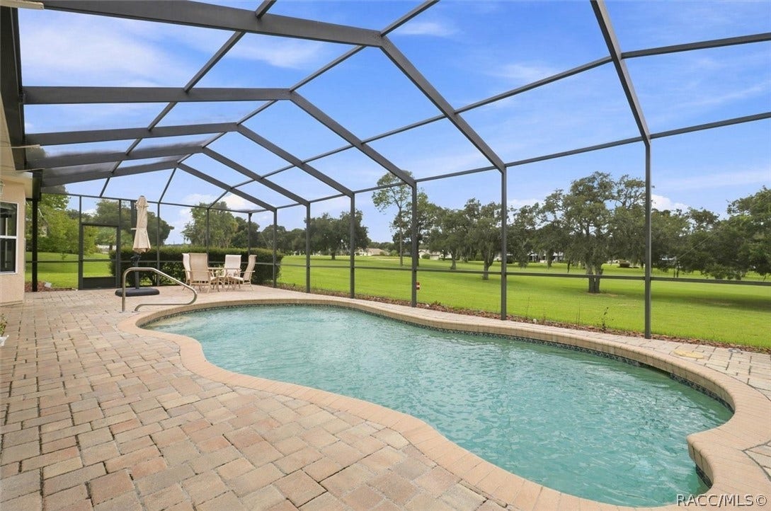 625 E Gilchrist Court, Hernando, FL 34442 Pavers and more great view