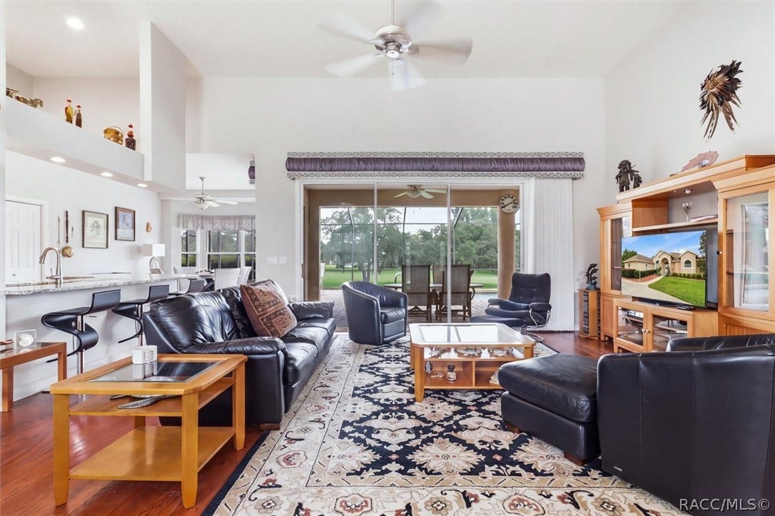 625 E Gilchrist Court, Hernando, FL 34442 Great view of pool and golf course
