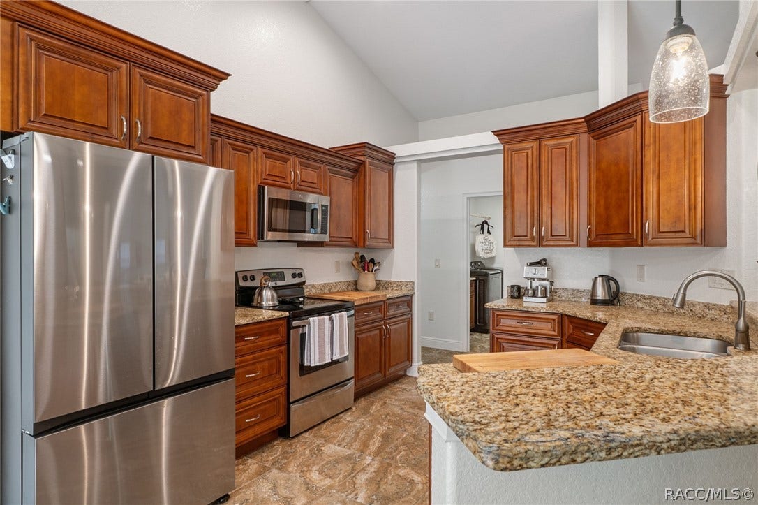 11845 N Bluff Cove Path, Dunnellon, FL 34434 11845 N Bluff Cove Path, Dunnellon, FL 34434