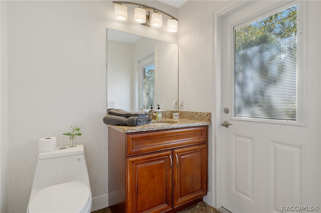 11845 N Bluff Cove Path, Dunnellon, FL 34434 11845 N Bluff Cove Path, Dunnellon, FL 34434