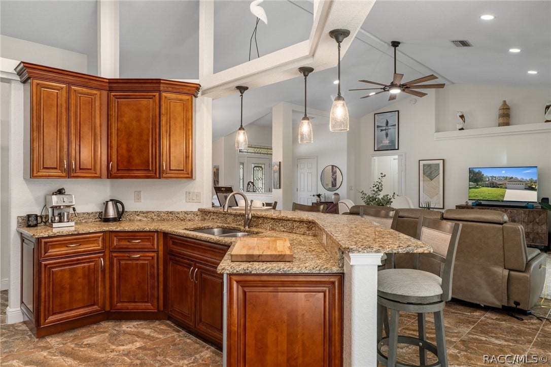 11845 N Bluff Cove Path, Dunnellon, FL 34434 11845 N Bluff Cove Path, Dunnellon, FL 34434