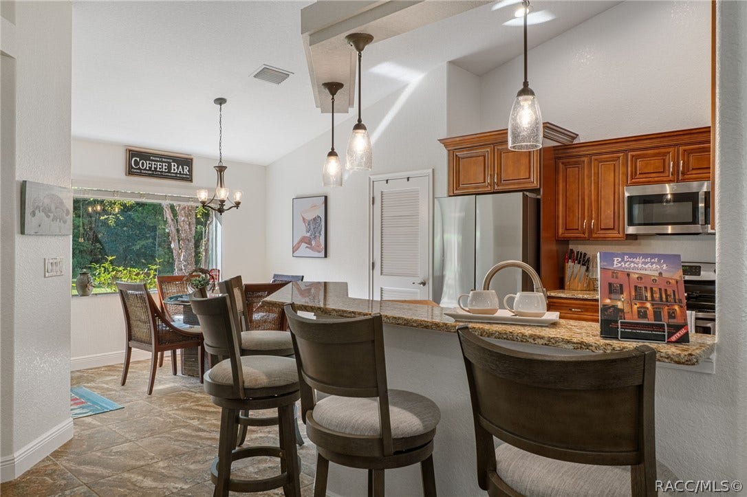 11845 N Bluff Cove Path, Dunnellon, FL 34434 11845 N Bluff Cove Path, Dunnellon, FL 34434