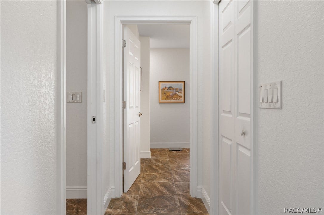 11845 N Bluff Cove Path, Dunnellon, FL 34434 11845 N Bluff Cove Path, Dunnellon, FL 34434