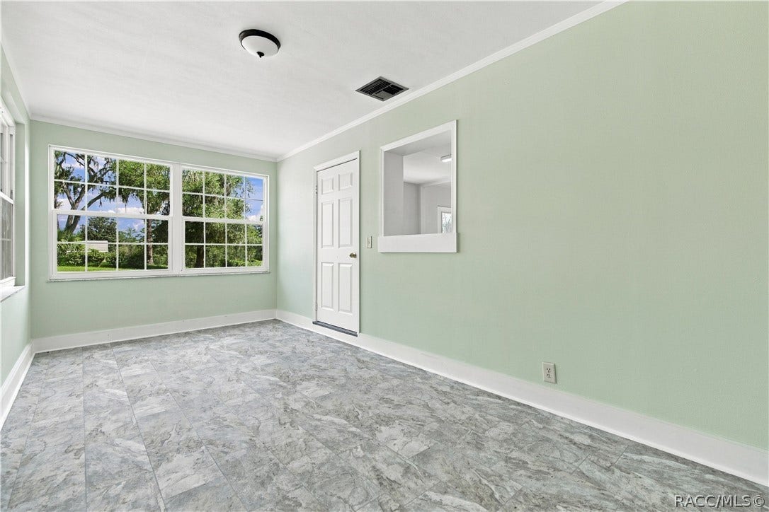 33 North Avenue W, Brooksville, FL 34601 33 North Avenue W, Brooksville, FL 34601