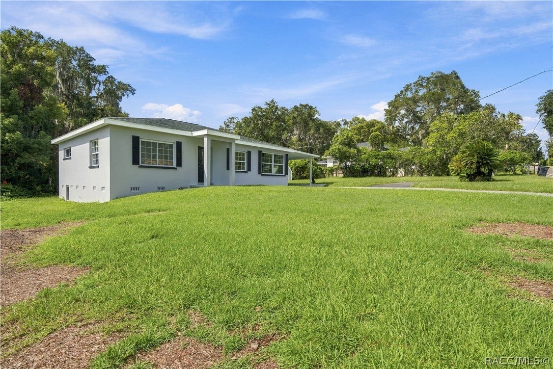 33 North Avenue W, Brooksville, FL 34601 33 North Avenue W, Brooksville, FL 34601