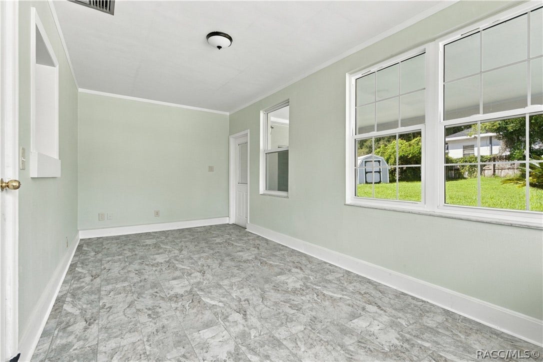 33 North Avenue W, Brooksville, FL 34601 33 North Avenue W, Brooksville, FL 34601