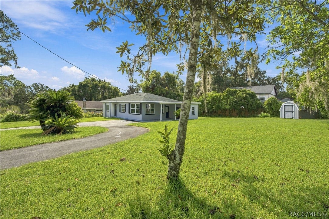 33 North Avenue W, Brooksville, FL 34601 33 North Avenue W, Brooksville, FL 34601