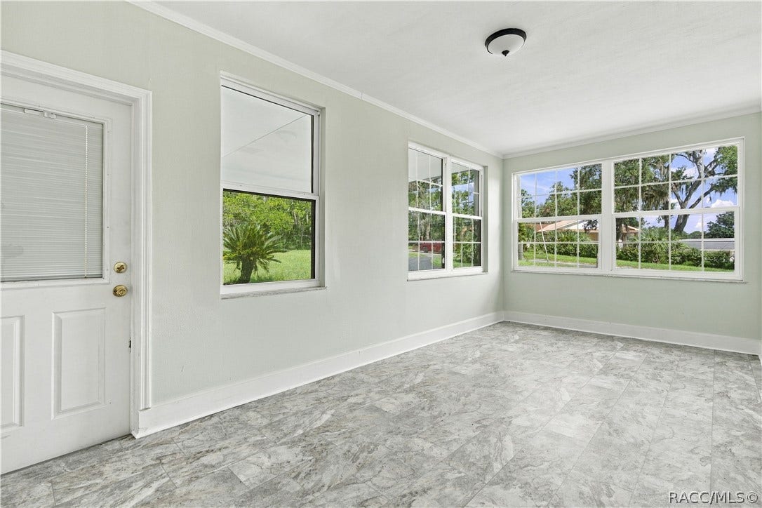 33 North Avenue W, Brooksville, FL 34601 33 North Avenue W, Brooksville, FL 34601