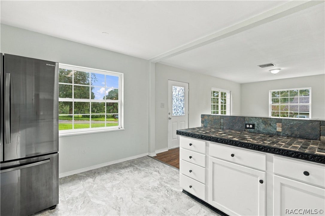 33 North Avenue W, Brooksville, FL 34601 33 North Avenue W, Brooksville, FL 34601