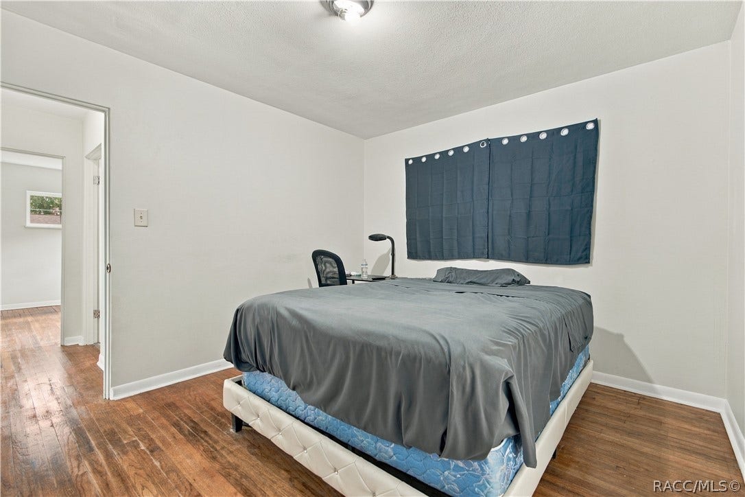 33 North Avenue W, Brooksville, FL 34601 33 North Avenue W, Brooksville, FL 34601